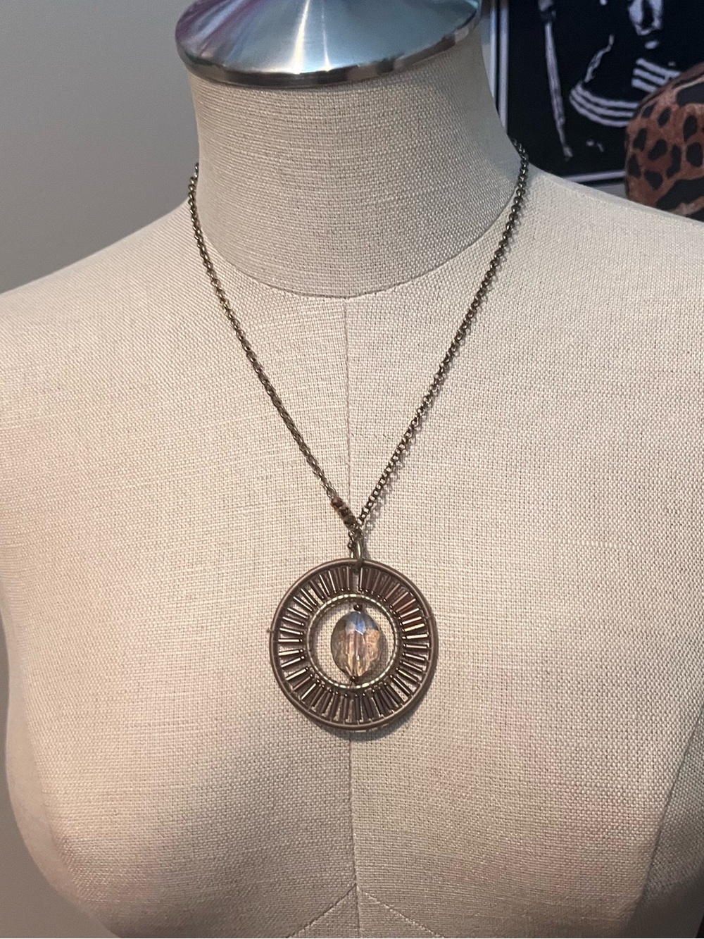 Vintage-Inspired Bronze Sunburst Pendant Necklace - Bronze